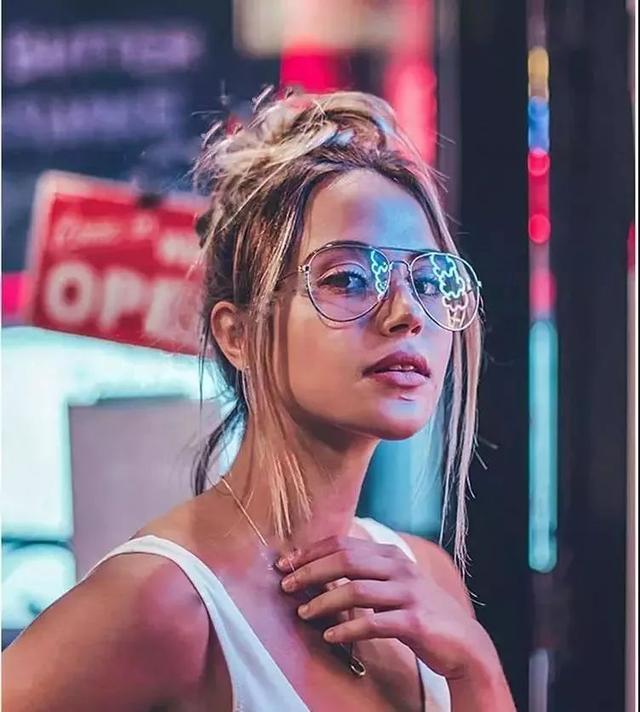 想2分钟制作出高大上的特效?这两款超好用PS自动运行插件不能少